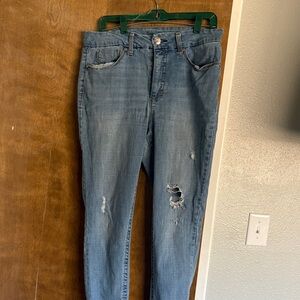 Seven7 Stylish Blue Distressed Women Jeans